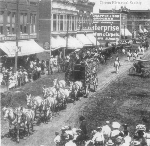 Campbell Bros. Circus Lead Bandwagon