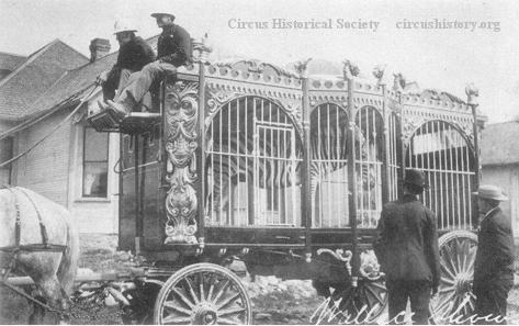 bay window cage wagon