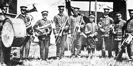 Perrine show band